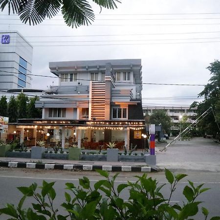 Plum Hotel Lading Banda Aceh Exterior foto