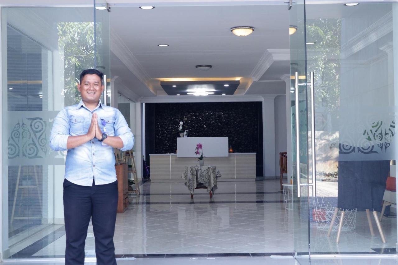 Plum Hotel Lading Banda Aceh Exterior foto
